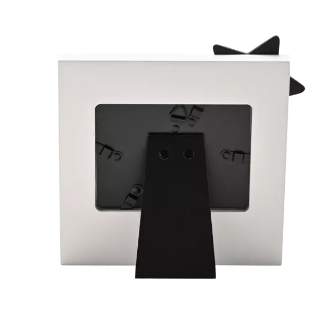 Personalised Countdown Scan Frame from BAMBINO BY JULIANA® – Ivory Resin with Chalkboard Heart
