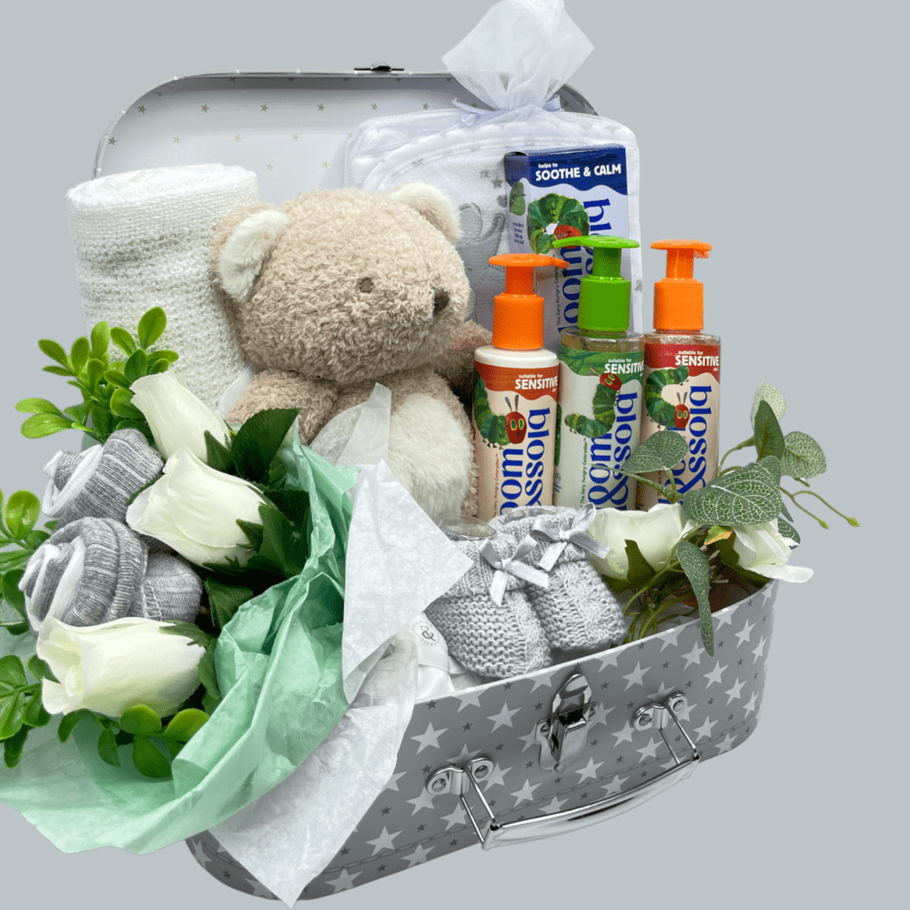 Unisex Deluxe Suitcase
