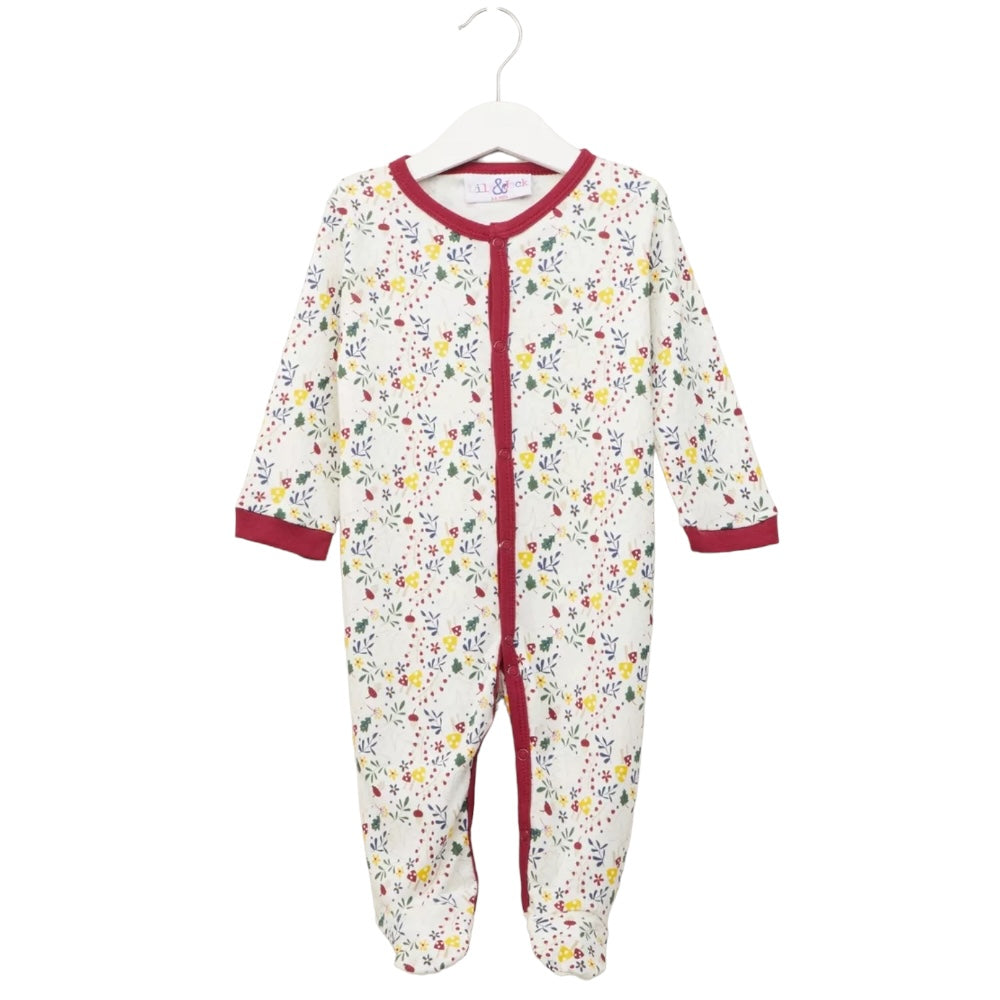 Woodland Whispers: 10-Piece Squirrel & Woodland Layette Gift Set