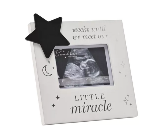 Personalised Countdown Scan Frame from BAMBINO BY JULIANA® – Ivory Resin with Chalkboard Heart
